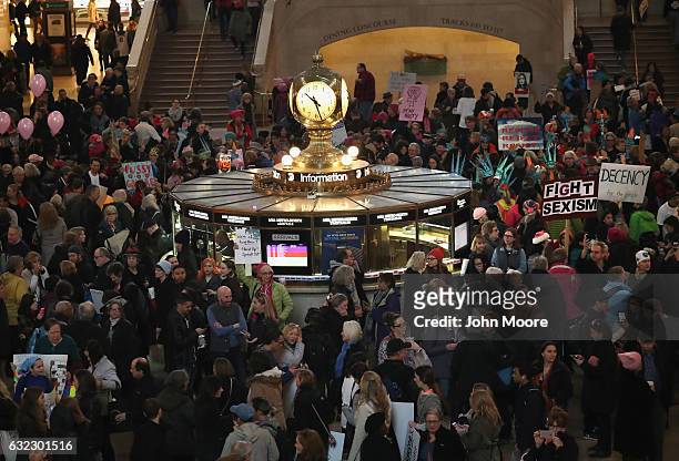 Thousands of people arrive to Grand Central Station to take part in the Women's March on January 21, 2017 in New York City. The Midtown Manhattan...