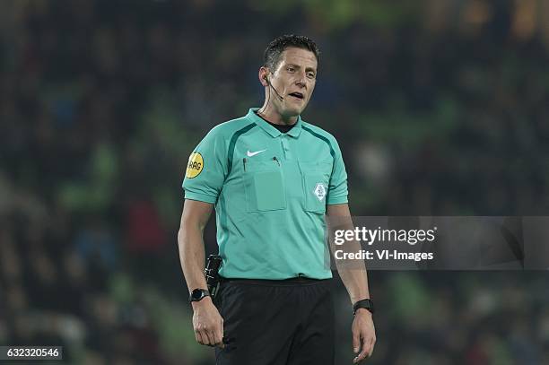 Fc Groningen - Vitesse, scheidsrechter Jeroen Manschot,during the Dutch Eredivisie match between FC Groningen and Vitesse Arnhem at Noordlease...