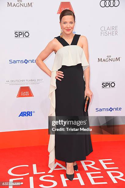 German actress Hannah Herzsprung attends the German Film Ball 2017 at Hotel Bayerischer Hof on January 21, 2017 in Munich, Germany.