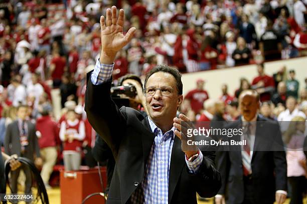 Head coach Tom Crean of the Indiana Hoosiers waves to the crowd after beating the Michigan State Spartans 82-75 at Assembly Hall on January 21, 2017...
