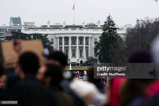 An estimated 500.000 have gathered in Washington DC, on Jan. 21 to participate in the Womens March on Washington, a day after the inauguration of...