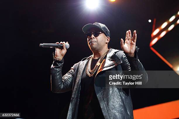 Don Omar performs during Mega 96.3's Calibash 2017 at Staples Center on January 21, 2017 in Los Angeles, California.