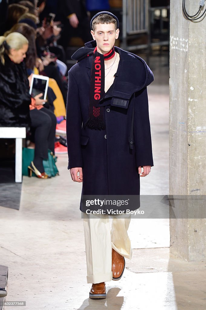 Lanvin: Runway - Paris Fashion Week - Menswear F/W 2017-2018