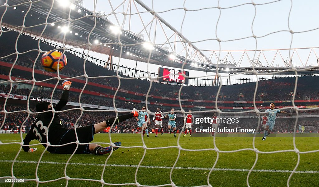 Arsenal v Burnley - Premier League