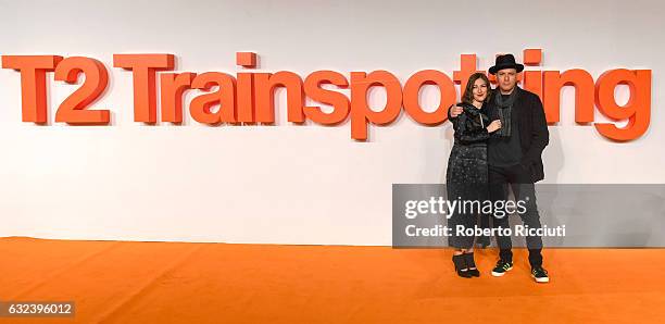 Actors Kelly Macdonald and Ewan McGregor attend the World Premiere of T2 Trainspotting at Cineworld on January 22, 2017 in Edinburgh, United Kingdom.