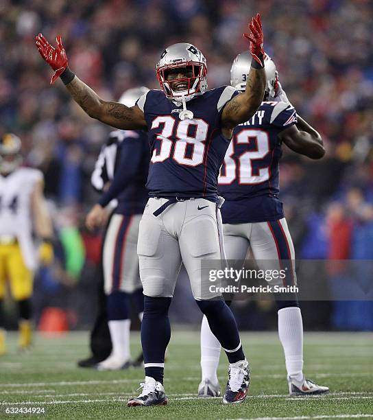 Brandon Bolden of the New England Patriots reacts during the first quarter against the Pittsburgh Steelers in the AFC Championship Game at Gillette...