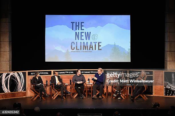 Amy Goodman, Mohamed Nasheed, Jeff Skoll, Al Gore, Heather Rae and David Suzuki speak on stage at the New Climate Lunch Roundtable on day 4 of the...