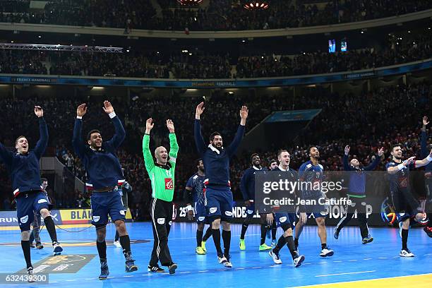 Kentin Mahe, Adrien Dipanda, goalkeeper of France Thierry Omeyer, Nikola Karabatic, Valentin Porte, Timothey N'Guessan, Nedim Remili and teammates...