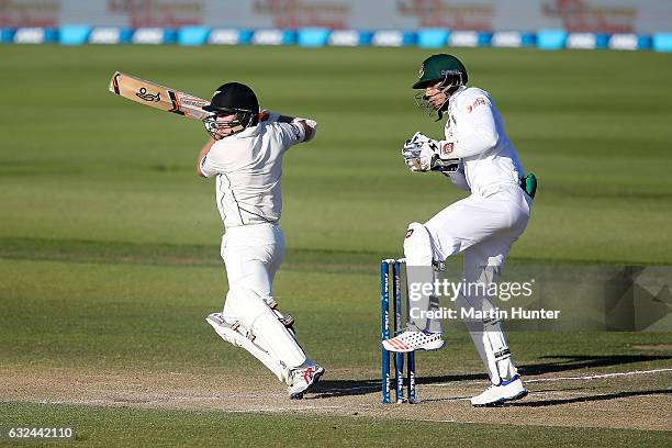 Tom Latham of New Zealand bats during day four of the Second Test match between New Zealand and Bangladesh at Hagley Oval on January 23, 2017 in...