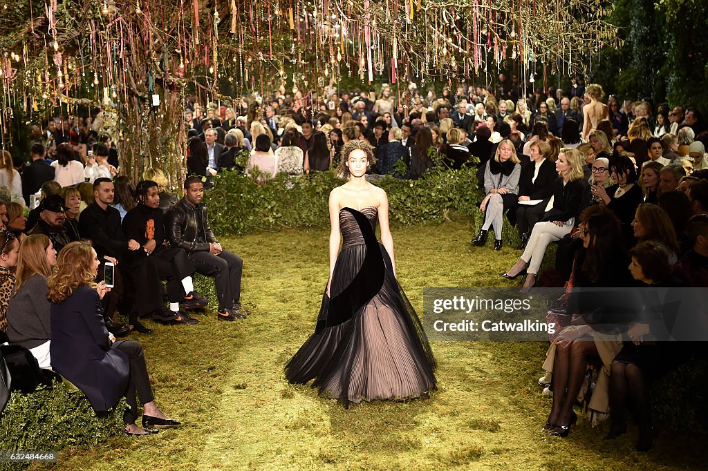 Christian Dior - Spring Summer 2017 Runway - Paris Haute Couture Fashion Week