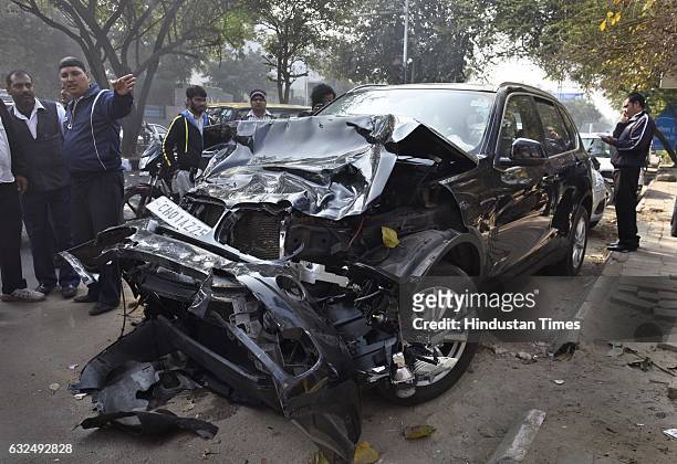 Car crashed into a Uber cab near IIT Flyover in South Delhi leaving the cab driver dead. The car is now at the Police Station , Vasant Vihar on...