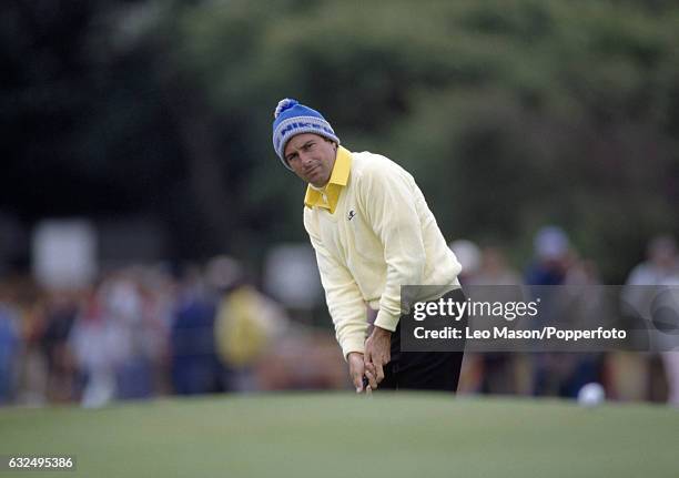 Curtis Strange of the USA wearing a bobble hat during the British Open Golf Championship at Royal Lytham & St Annes, circa July 1988.