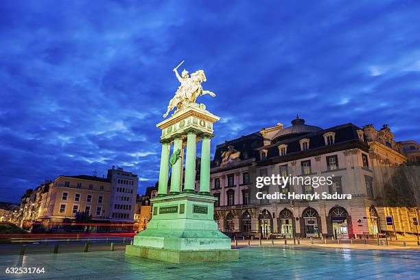 vercingetorix statue in clermont-ferrand, france - loire atlantique stock pictures, royalty-free photos & images