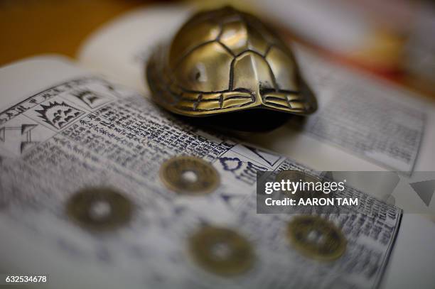 Coins Turtle Shell 89 Feng Shui Coins Stock Photos, High-Res Pictures, and Images - Getty ...