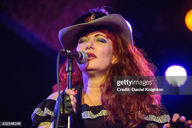 Lady Ruby 92 Ruby Friedman Stock Photos, High-Res Pictures, and Images - Getty Images