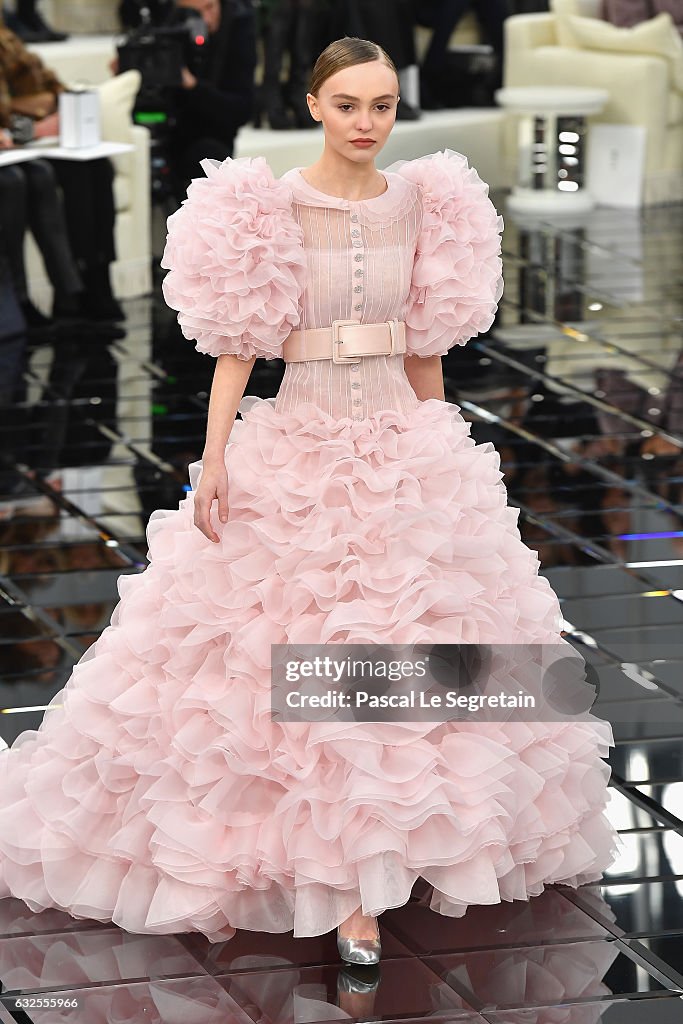 Chanel  : Runway - Paris Fashion Week - Haute Couture Spring Summer 2017