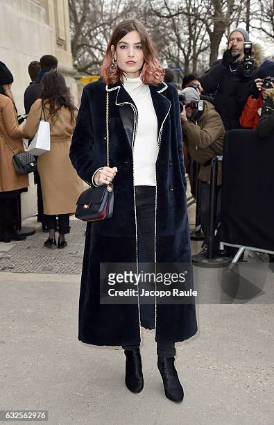 Alma Jodorowsky is seen arriving at the Chanel Fashion Show during Paris Fashion Week : Haute Couture F/W 2017-2018 on January 24, 2017 in Paris,...