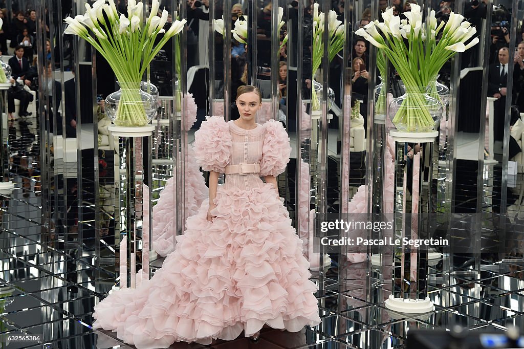 Chanel  : Runway - Paris Fashion Week - Haute Couture Spring Summer 2017