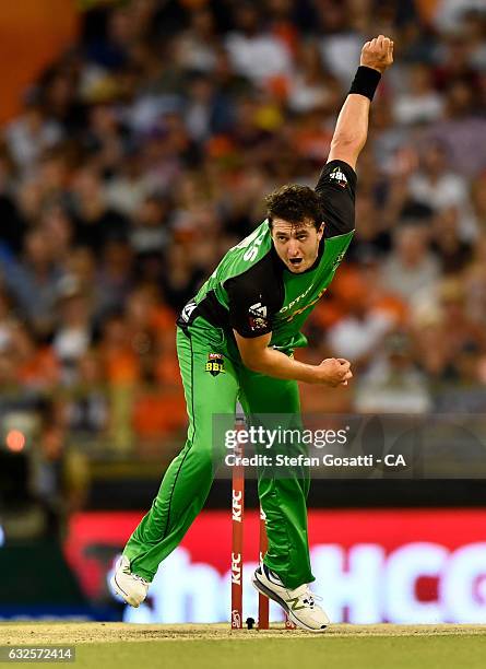 Dan Worrall of the Stars bowls during the Big Bash League match between the Perth Scorchers and the Melbourne Stars at the WACA on January 24, 2017...