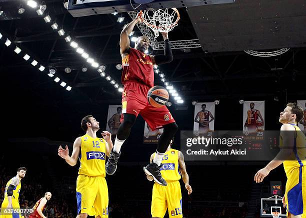 Alex Tyus, #7 of Galatasaray Odeabank Istanbul in action during the 2016/2017 Turkish Airlines EuroLeague Regular Season Round 19 game between...