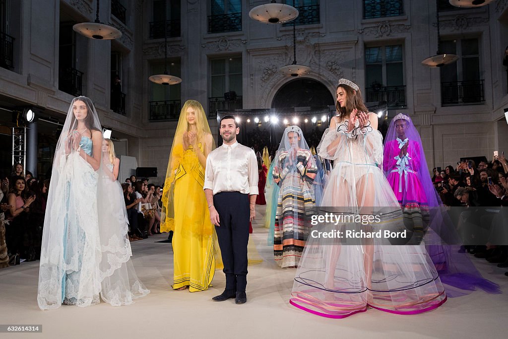 Alexis Mabille : Runway - Paris Fashion Week - Haute Couture Spring Summer 2017