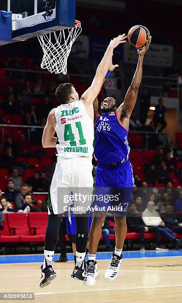 Bryant Dunston, #42 of Anadolu Efes Istanbul competes with Ante Zizic, #41 of Darussafaka Dogus Istanbul during the 2016/2017 Turkish Airlines...