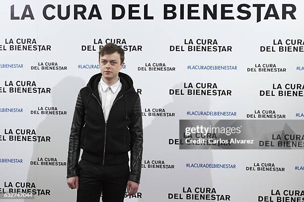 Actor Dane DeHaan attends 'La Cura del Bienestar' photocall at the Palace Hotel on January 26, 2017 in Madrid, Spain.