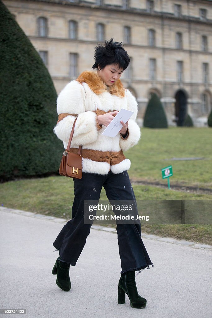 Street Style : Day Four - Paris Fashion Week- Haute Couture Spring Summer 2017