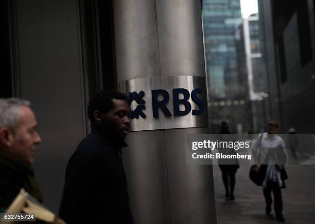 Royal Bank of Scotland Group Plc Branches As Bank To Take $3.8..., Nyhetsfoto