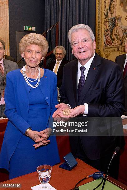 Permanent Secretary of 'Academie Francaise' Helene Carrere d'Encausse and German President Joachim Gauck visit l'Institut de France on January 26,...