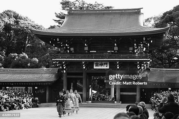 New Yokozuna Kisenosato arrives to perform the dohyoiri at Meiji Shrine on January 27, 2017 in Tokyo, Japan. Kisenosato is the first Yokozuna...