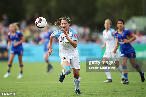 Laura Alleway of Melbourne City controls the ball during the round 14 W-League match between the Newcastle Jets and Melbourne City FC at Coffs...