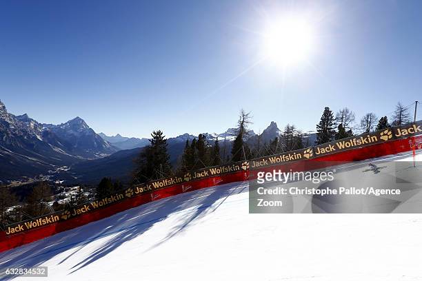 Macarena Simari Birkner of Argentina in action during the Audi FIS Alpine Ski World Cup Women's Downhill Training on January 27, 2017 in Cortina...
