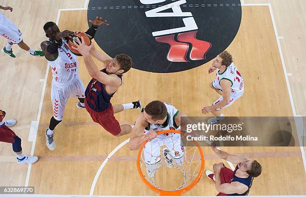 Aleksandar Vezenkov, #14 of FC Barcelona Lassa in action during the 2016/2017 Turkish Airlines EuroLeague Regular Season Round 20 game between FC...