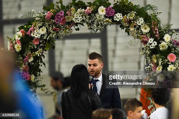 Illustration Wedding Ask in a stadium during the Ligue 1 match betweenn Olympique de Marseille and Montpellier Herault SC at Stade Velodrome on...