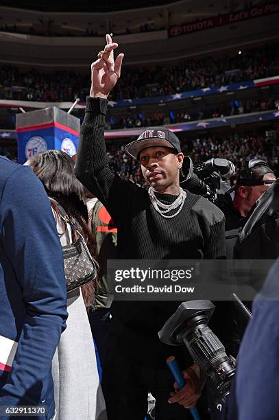 Legend, Allen Iverson waves to the crowd as he walks on the court before the Houston Rockets game against the Philadelphia 76ers at Wells Fargo...