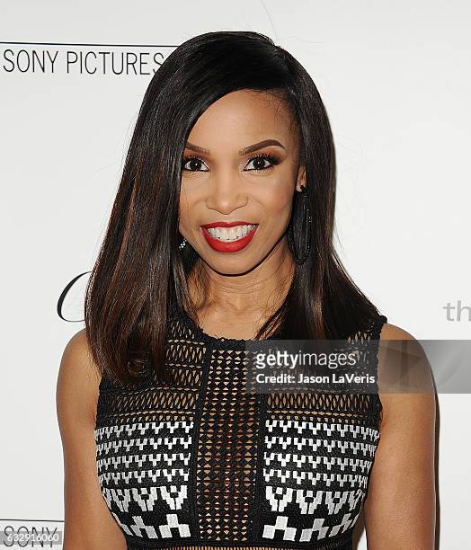 Actress Elise Neal attends the premiere of "The Comedian" at Pacific Design Center on January 27, 2017 in West Hollywood, California.