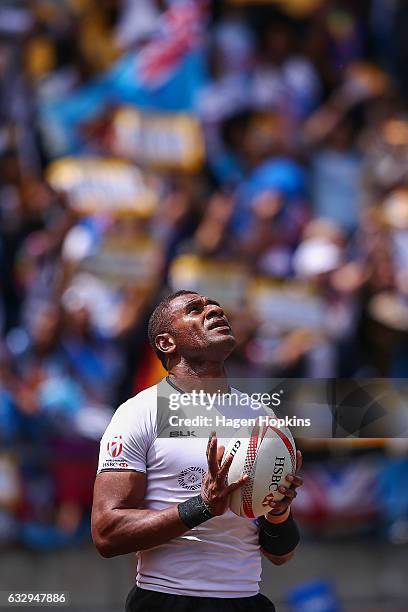 Jasa Veremalua of Fiji celebrates his try in the Cup Quarter Final match between New Zealand and Fiji during the 2017 Wellington Sevens at Westpac...