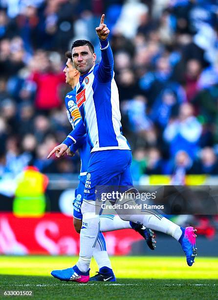 Jose Antonio Reyes of RCD Espanyol celebrates after scoring his team's first goal from the penalty spot during the La Liga match between RCD Espanyol...