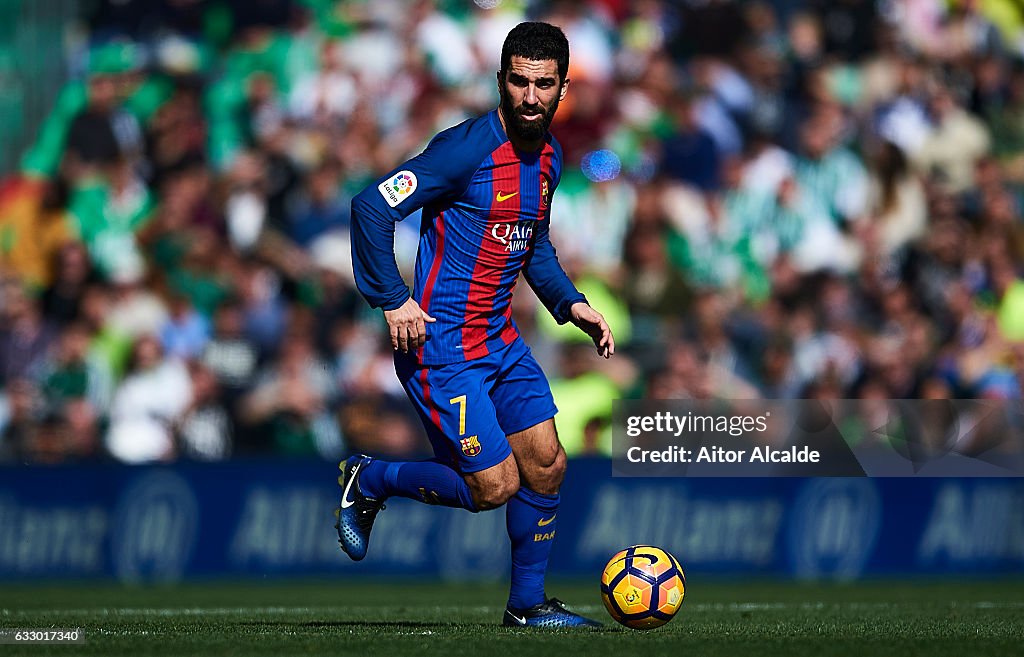 Real Betis Balompie v FC Barcelona - La Liga