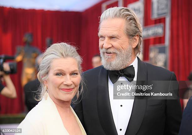 Actors Susan Geston and Jeff Bridges attend The 23rd Annual Screen Actors Guild Awards at The Shrine Auditorium on January 29, 2017 in Los Angeles,...