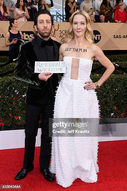 Actors Simon Helberg and Jocelyn Towne attend the 23rd Annual Screen Actors Guild Awards at The Shrine Expo Hall on January 29, 2017 in Los Angeles,...