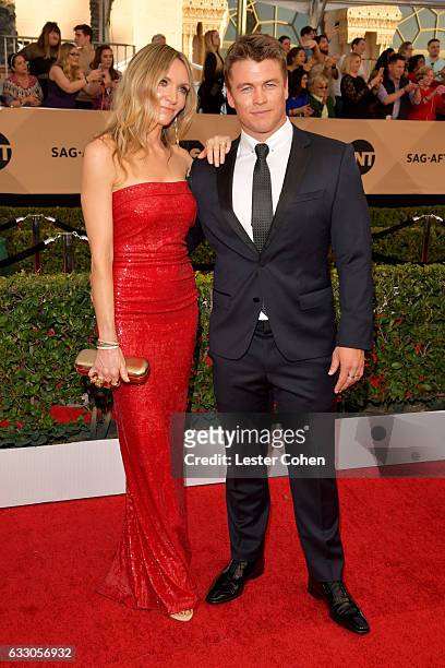 Samantha Hemsworth and actor Luke Hemsworth attend the 23rd Annual Screen Actors Guild Awards at The Shrine Expo Hall on January 29, 2017 in Los...