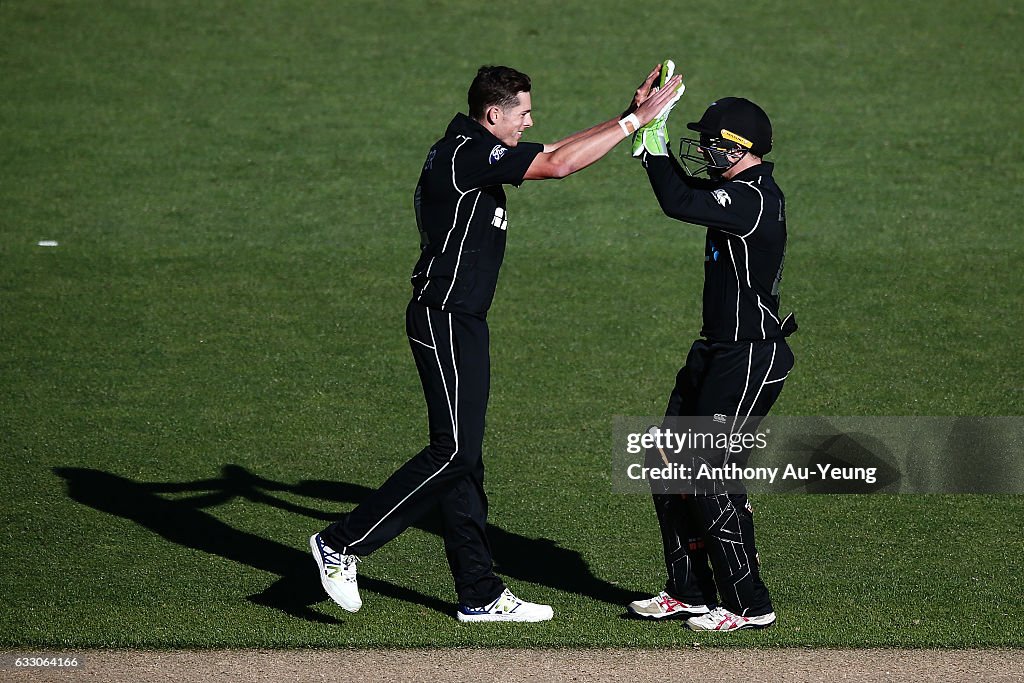 New Zealand v Australia - 1st ODI