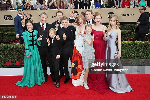 Actors Samantha Isler, Viggo Mortensen, Matt Ross , Shree Crooks , Nicholas Hamilton , Charlie Shotwell , Trin Miller, George MacKay, Annalise Basso,...