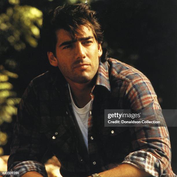 Actor Ken Wahl poses for a portrait in circa 1997.