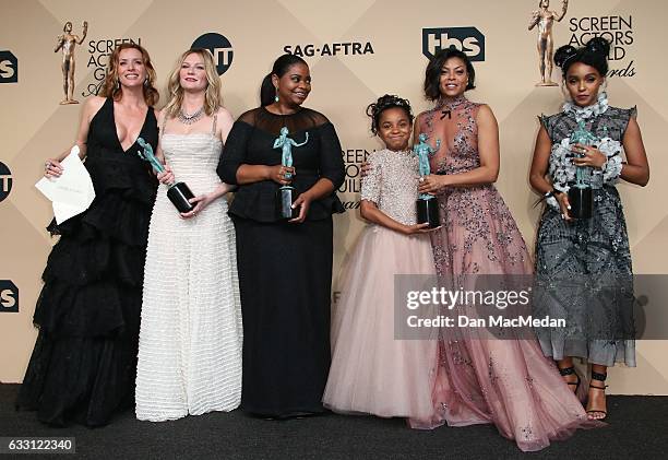 Kimberly Quinn, Kirsten Dunst, Octavia Spencer, Saniyya Sidney, Taraji P. Henson, Janelle Monae pose in the press room with their award for...