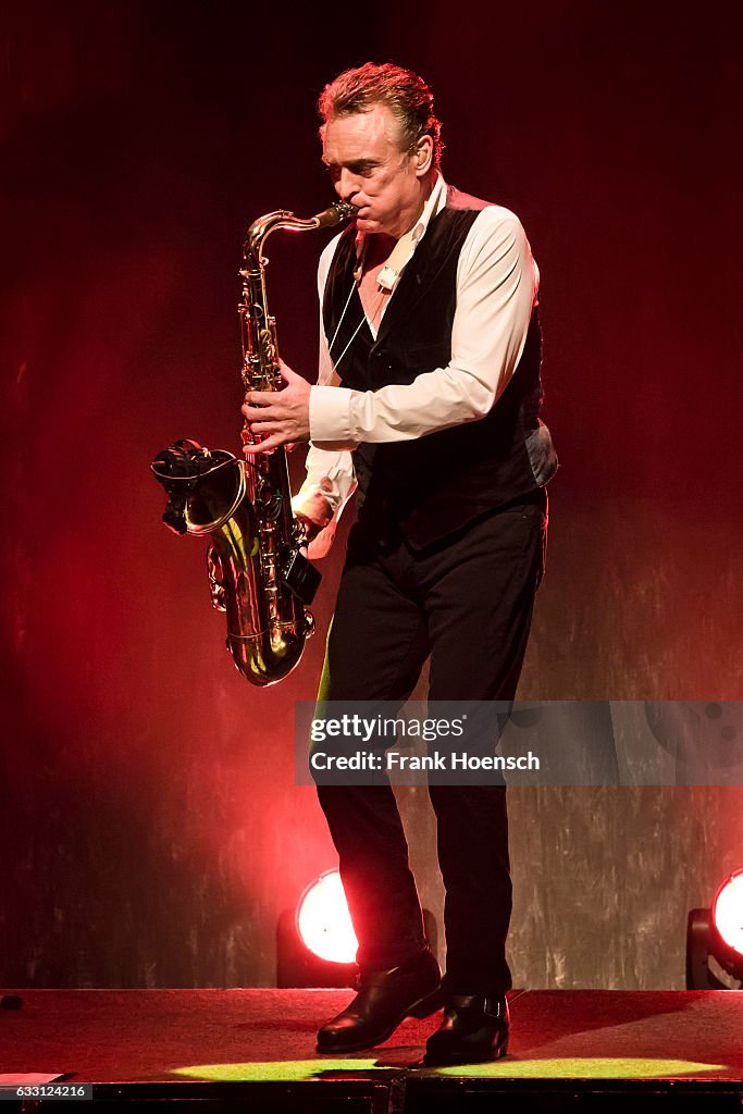 UB40 Perform In Berlin