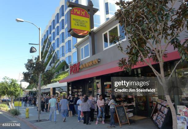 Line of fans for Steve Jones guitarist of the Sex Pistols at book signing outside Book Soup in Los Angeles, California on January 28, 2017.