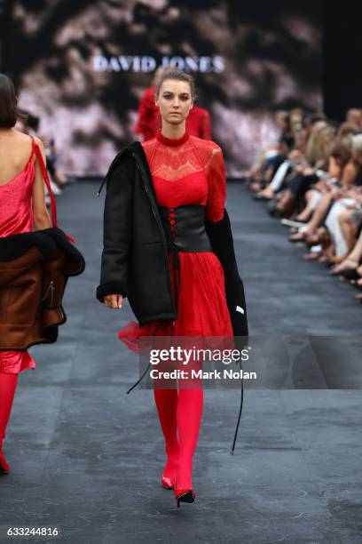 Scanlon Model 394 Mary Scanlon Photos & High Res Pictures - Getty Images